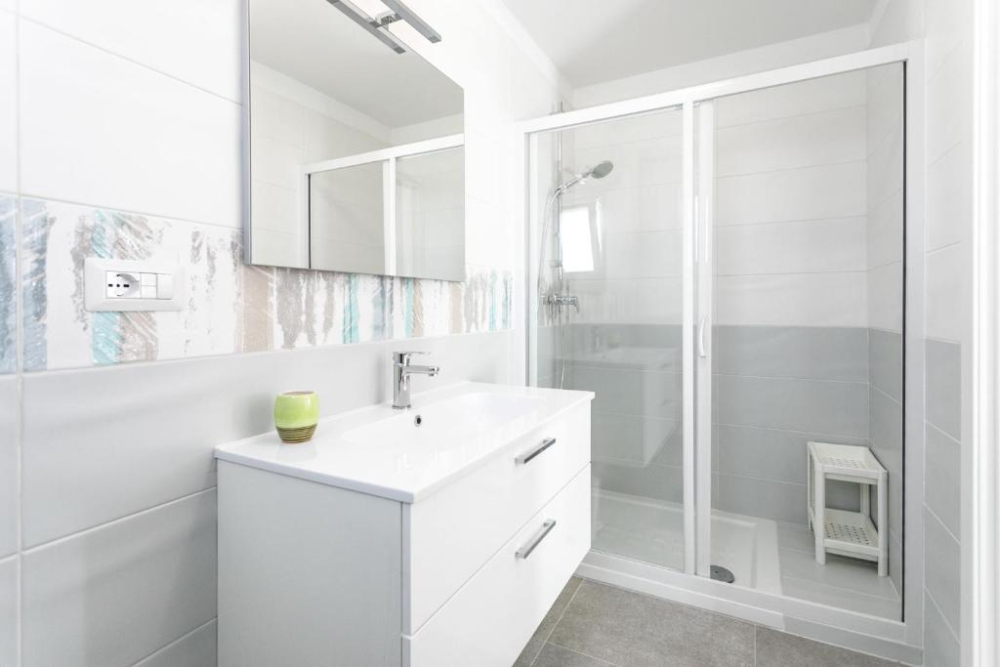 Room 6 (2 Pax)  - SH