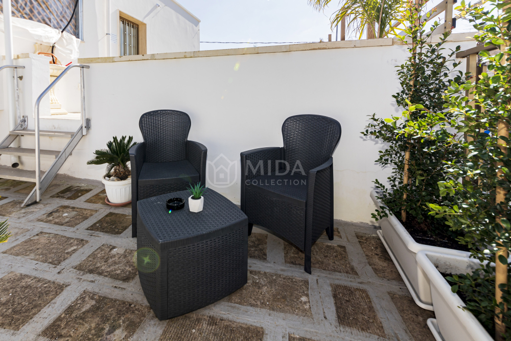 Camera 5 - Lory's House