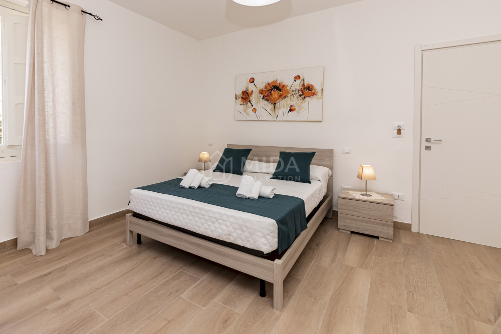 Camera 1 - Lory's House