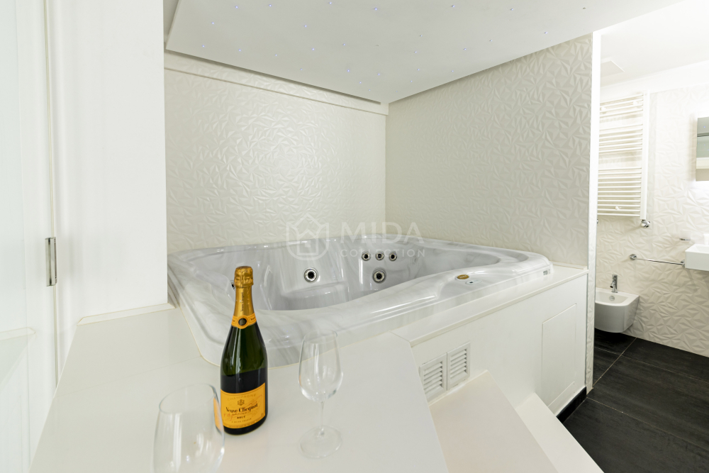 Suite 13 - Ungaretti Resort 