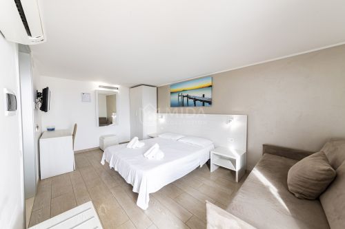 Favolosa 4 - Sabrina's House 