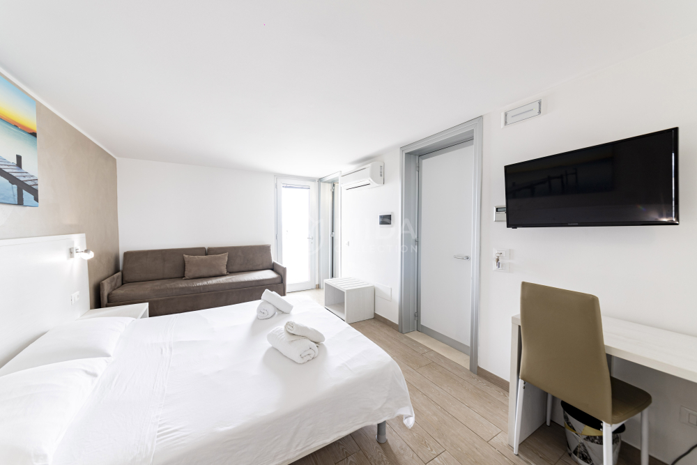 Favolosa 4 - Sabrina's House 