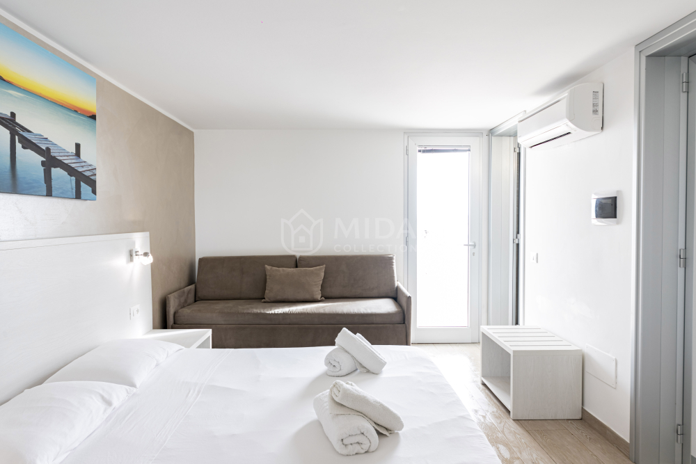 Favolosa 4 - Sabrina's House 