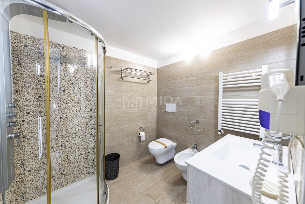 Favolosa 4 - Sabrina's House 