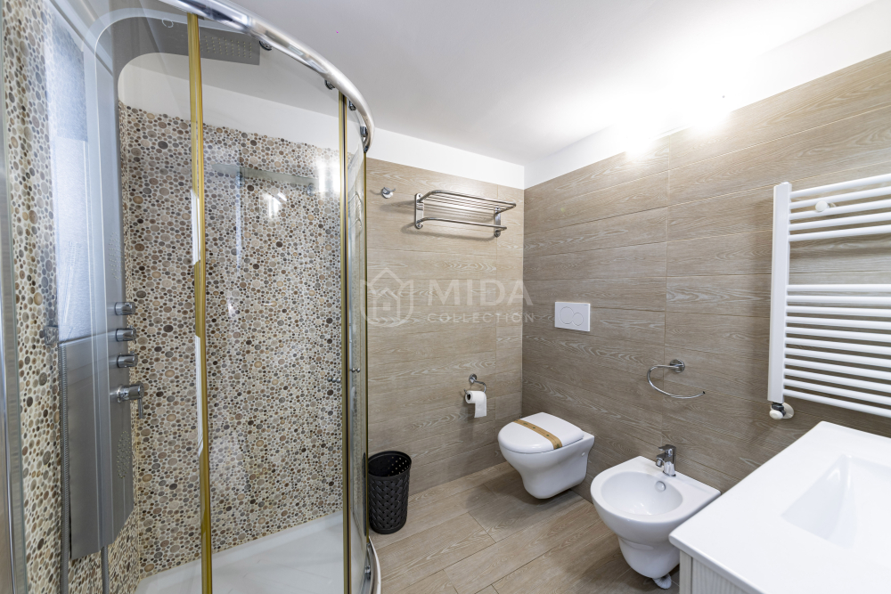 Favolosa 4 - Sabrina's House 