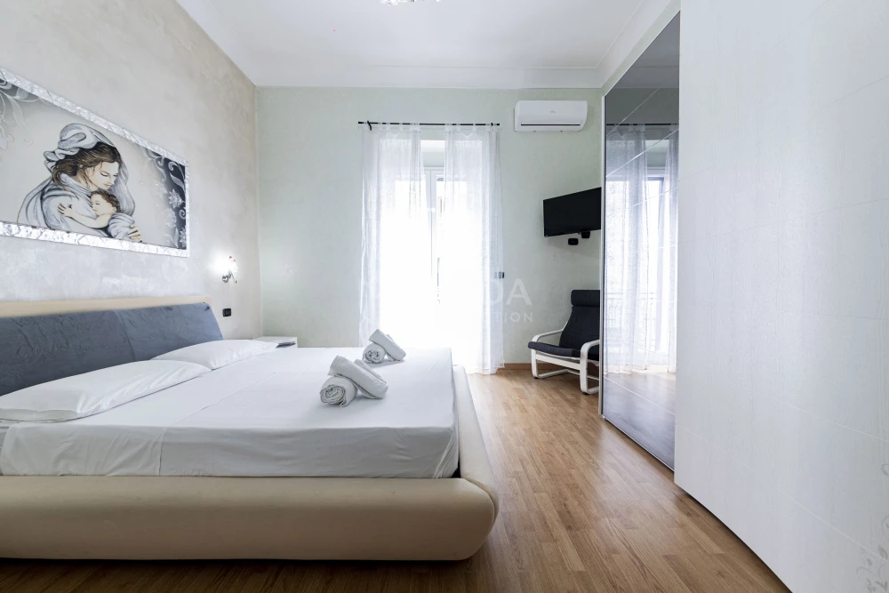 Coral Bay Apartment