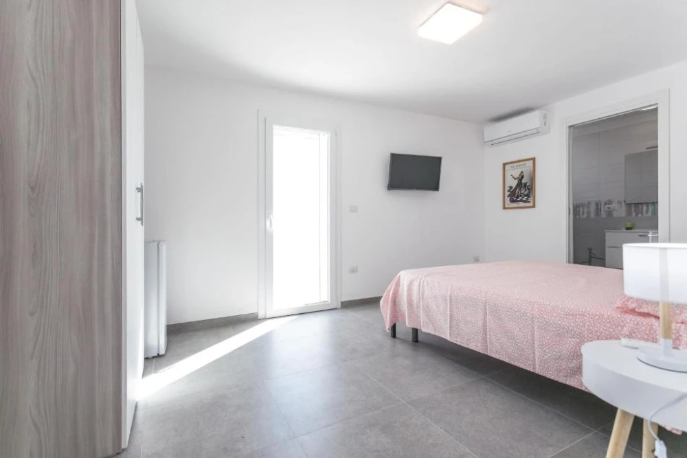 Room 6 (2 Pax)  - SH