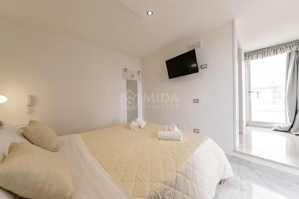 Riviera Luxury - Camera 5