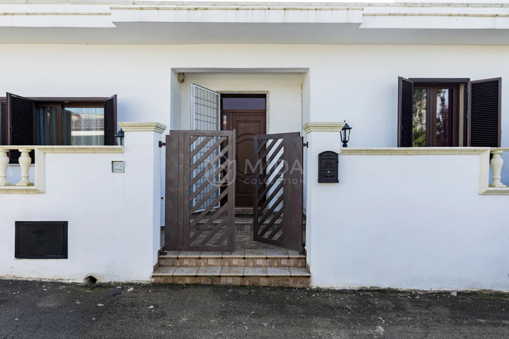Oceania Apartment 