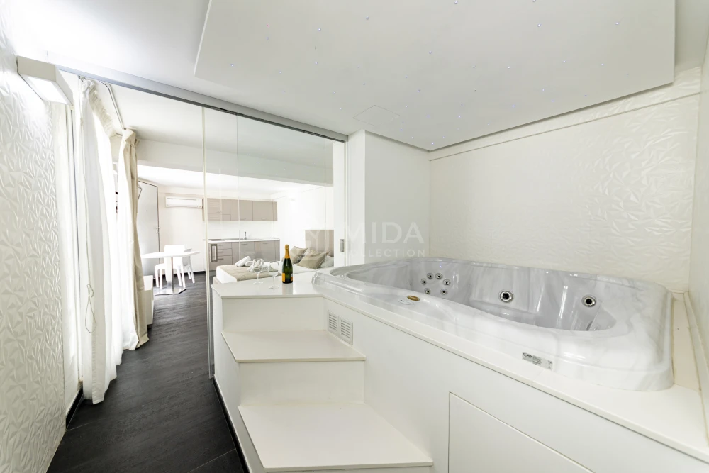 Suite 13 - Ungaretti Resort 
