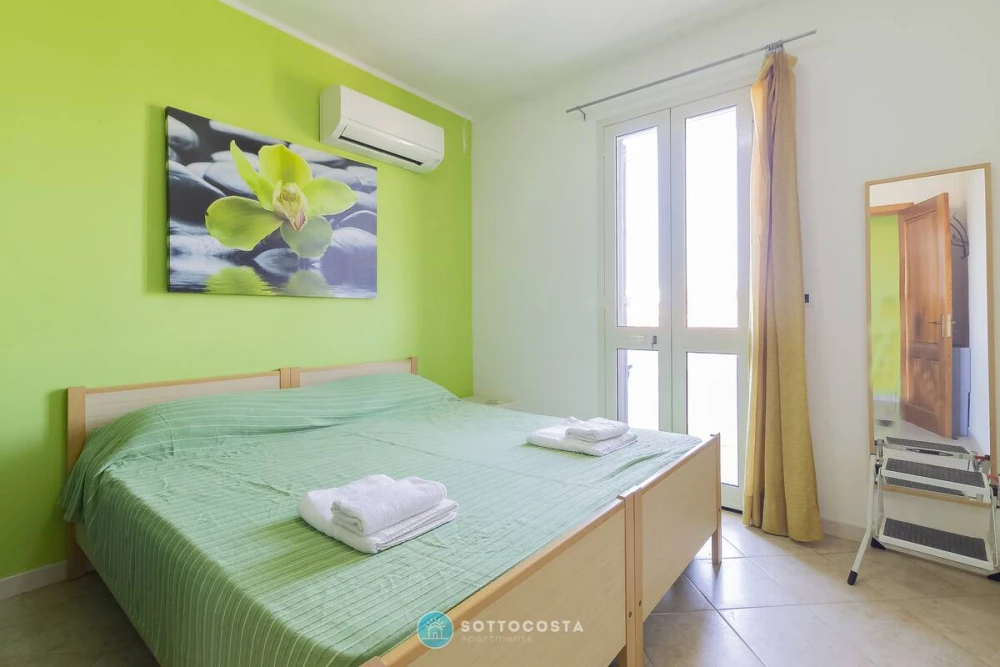 Eleonora's Flat 