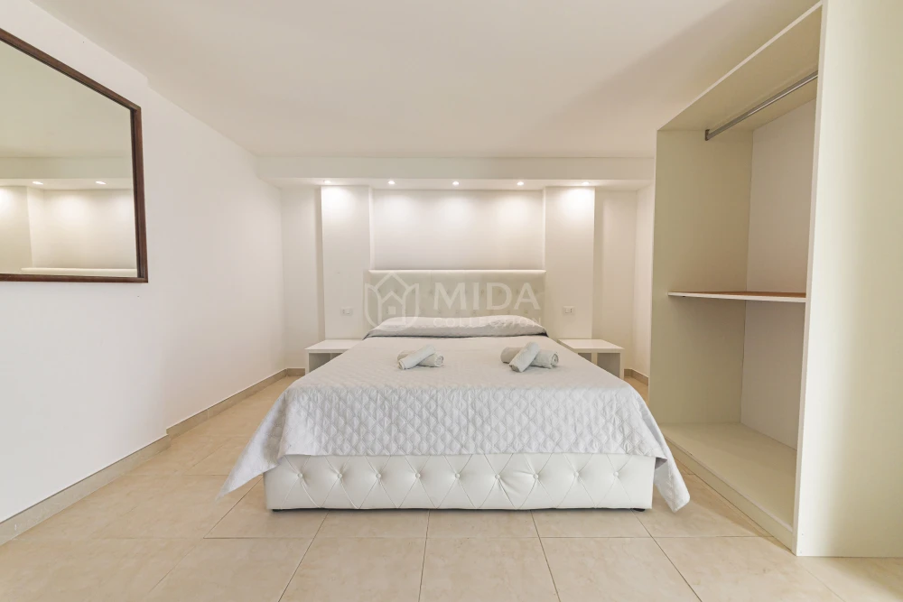Camera 201 - President Apartments