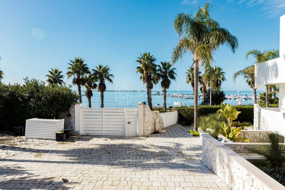 Oblò sul Mare